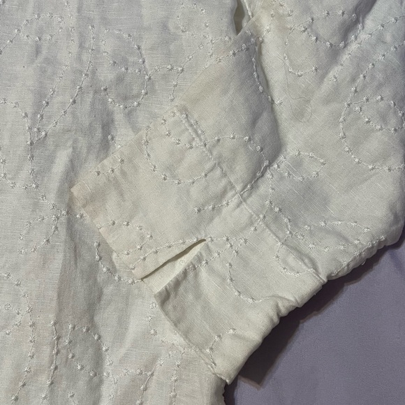 White Button Up Blouse - Picture 4 of 4